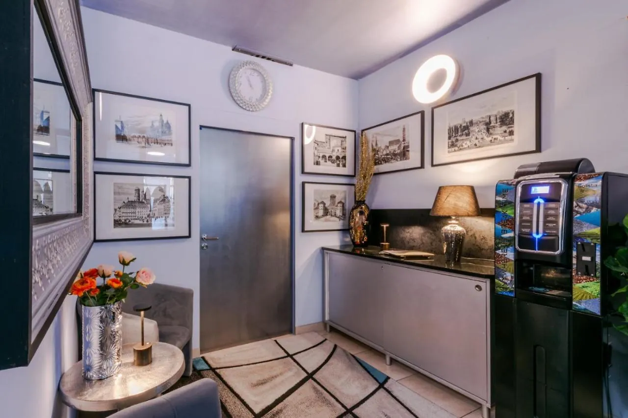 Hotel Rivoli Charme Мюнхен