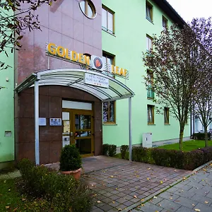 Perlach Allee By Blattl 3* München